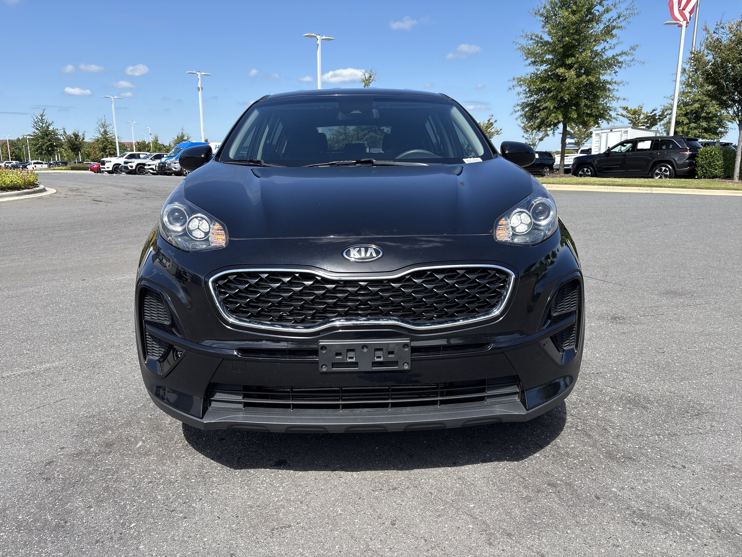 2022 Kia Sportage LX photo 2