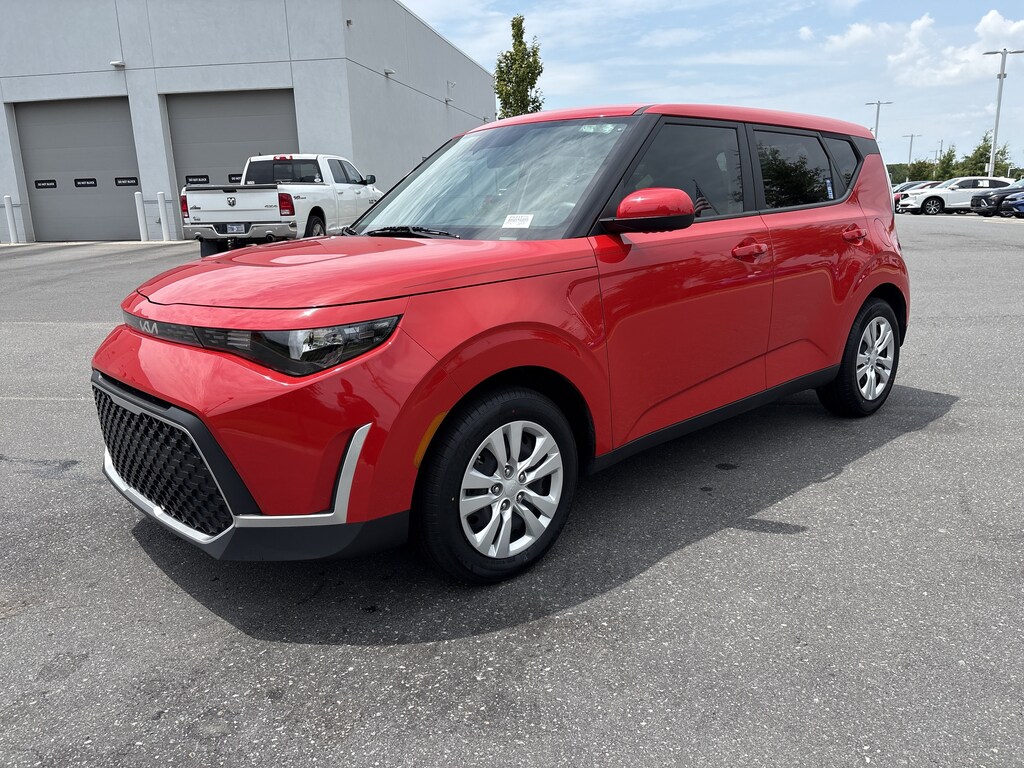 Certified 2024 Kia Soul LX Hatchback