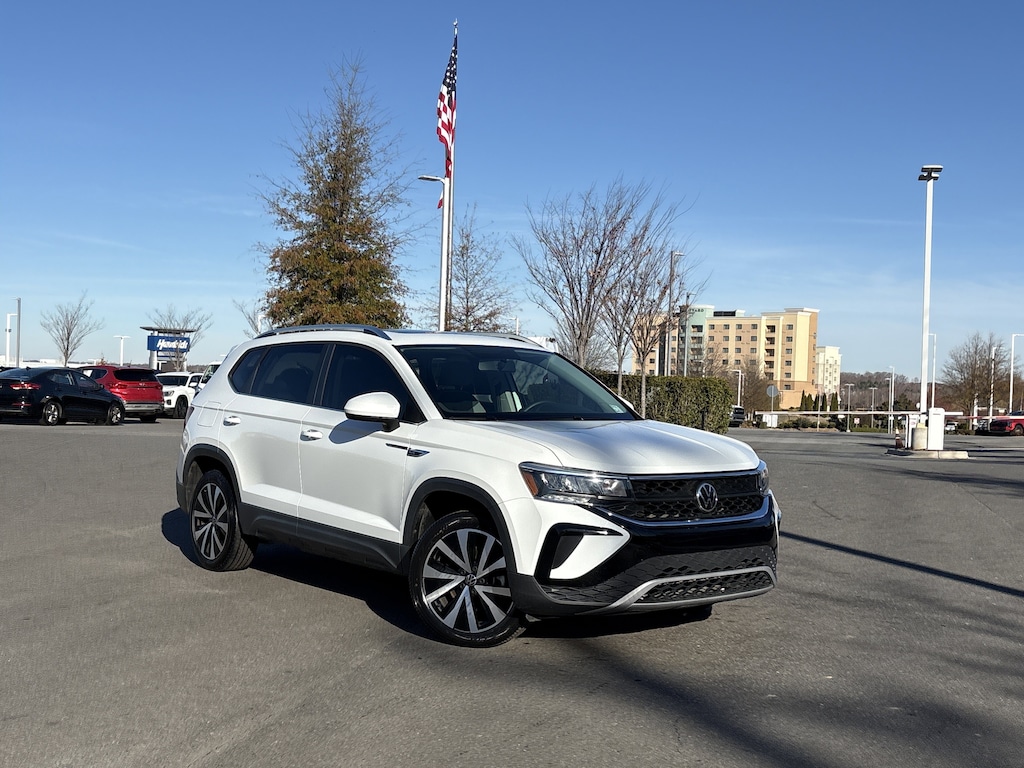 Certified 2022 Volkswagen Taos SE SUV
