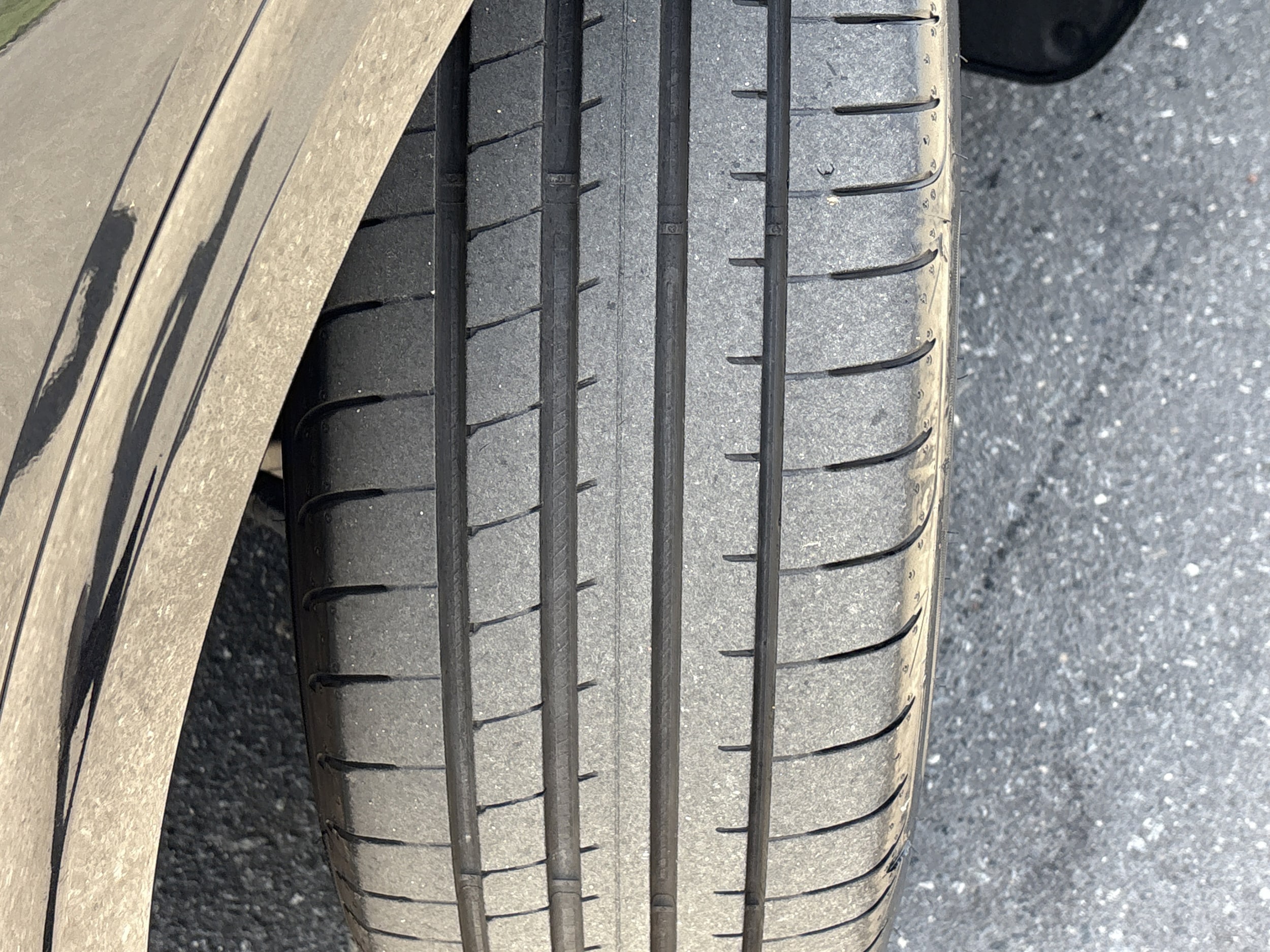 2022 Genesis GV70 3.5T Sport photo 3