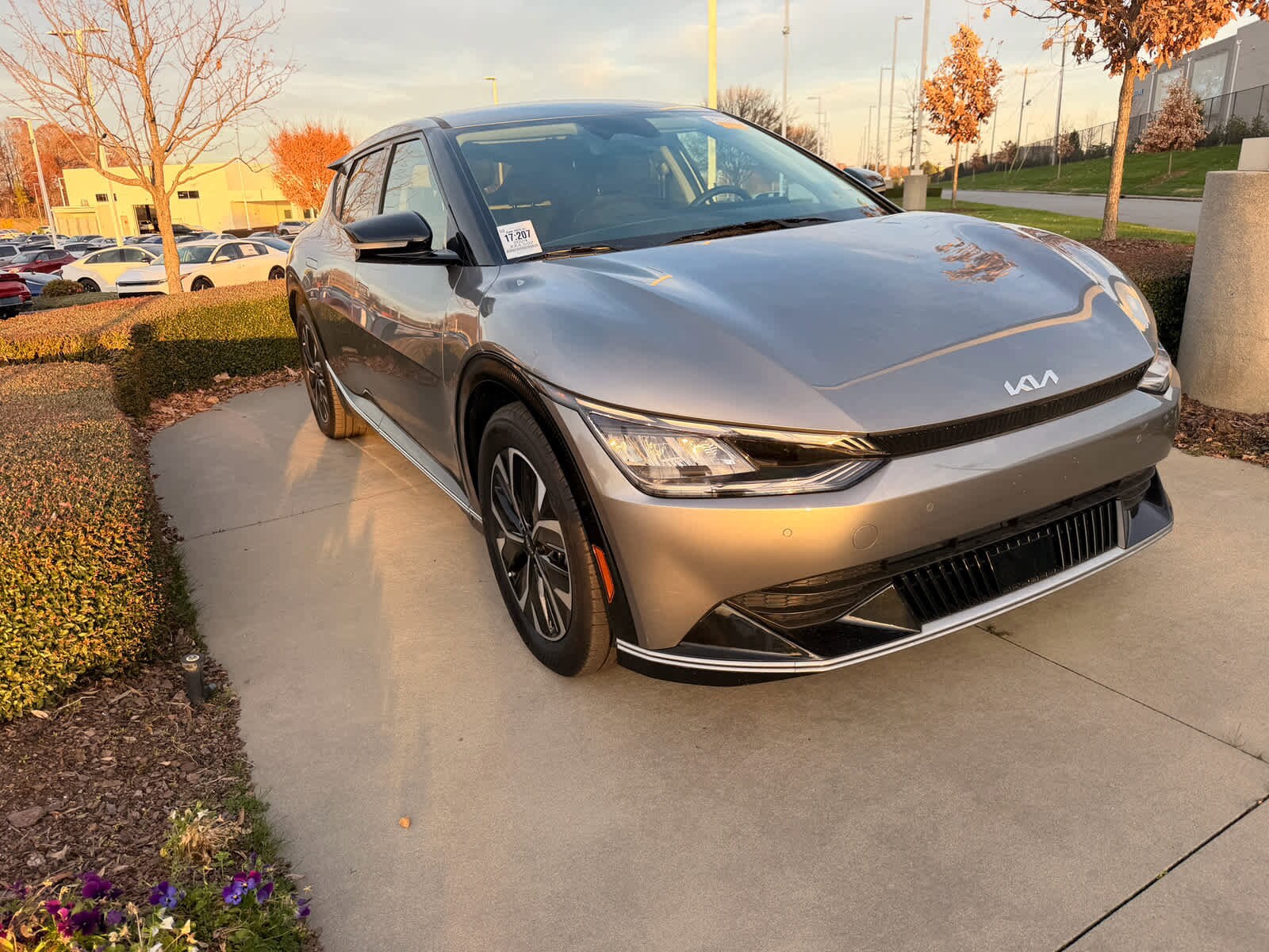 2024 Kia EV6 Wind photo 2