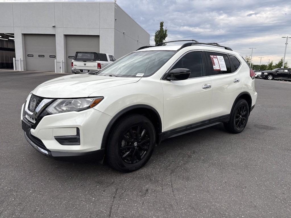 Used 2017 Nissan Rogue SV SUV