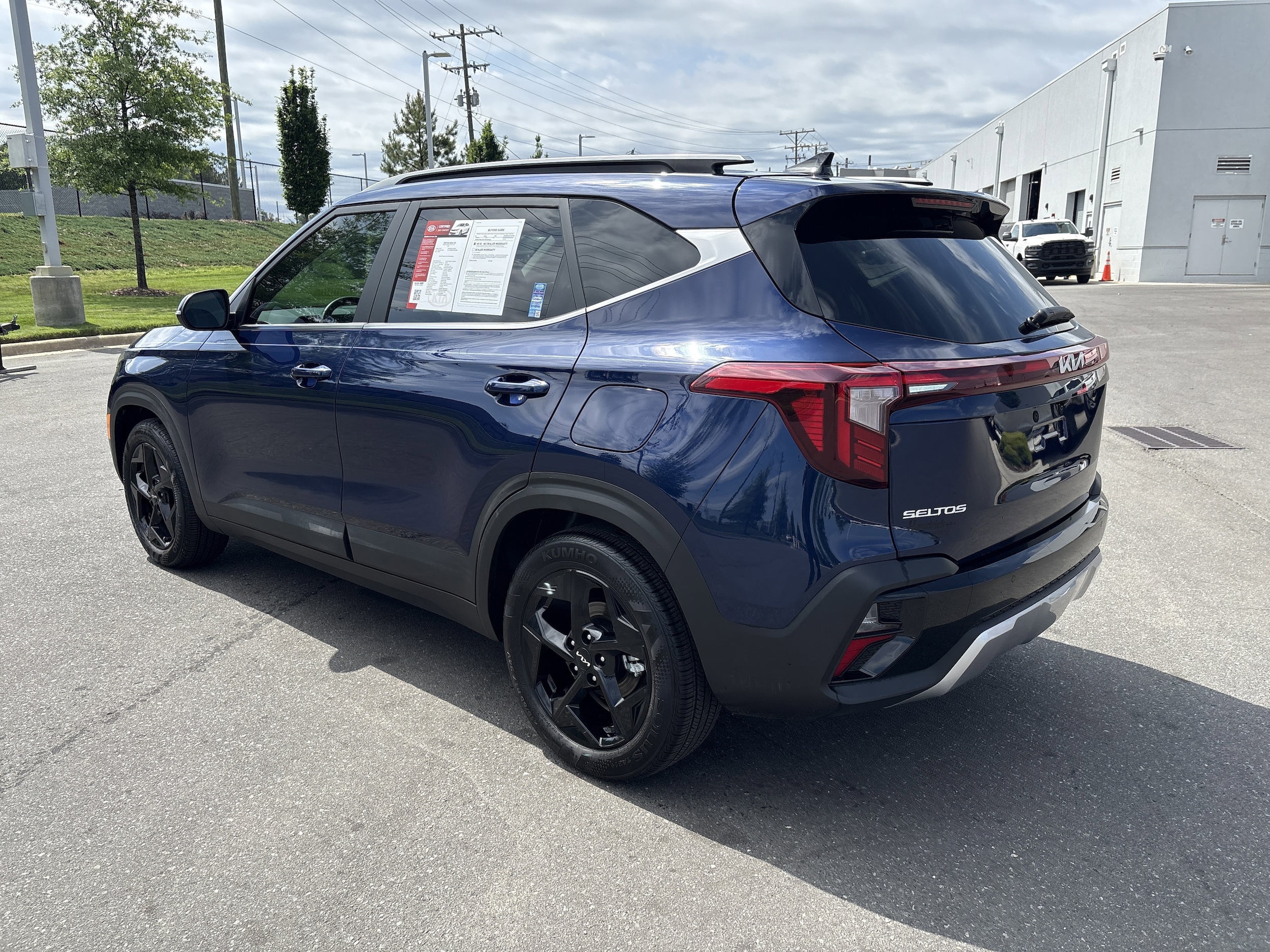 2026 Kia Seltos EX photo 6