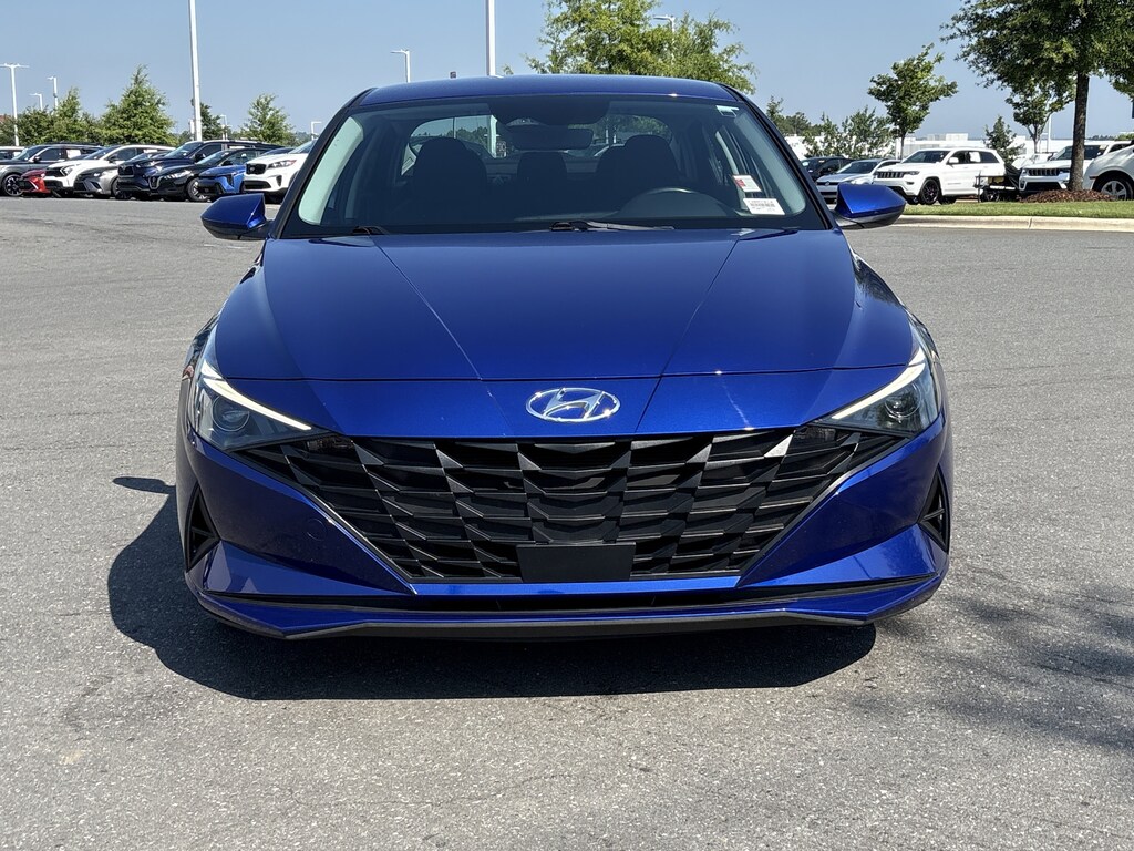 Used 2023 Hyundai Elantra SEL Sedan