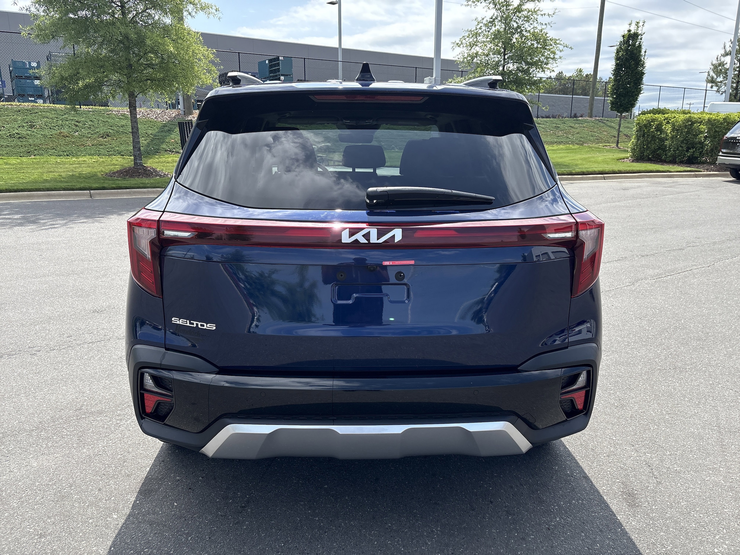 2026 Kia Seltos EX photo 3