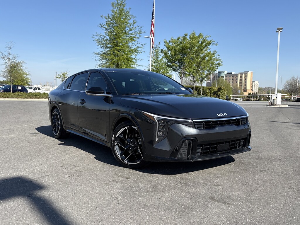 Certified 2025 Kia K4 GT-Line Sedan