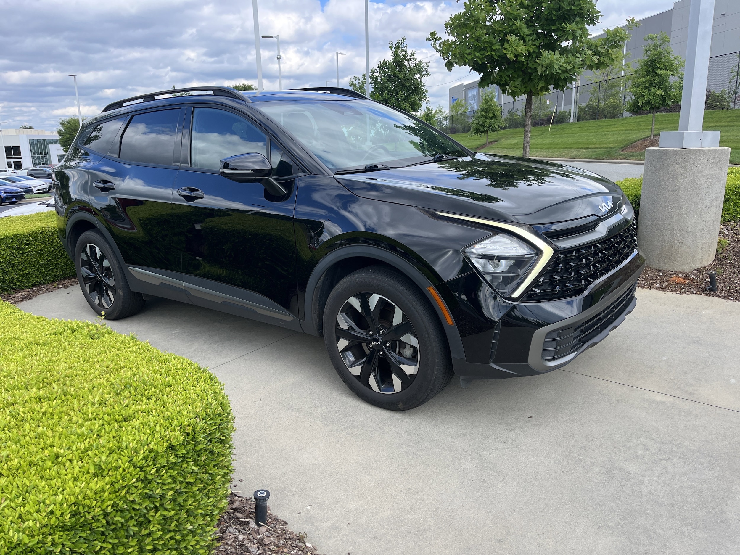 2023 Kia Sportage X-Line photo 2