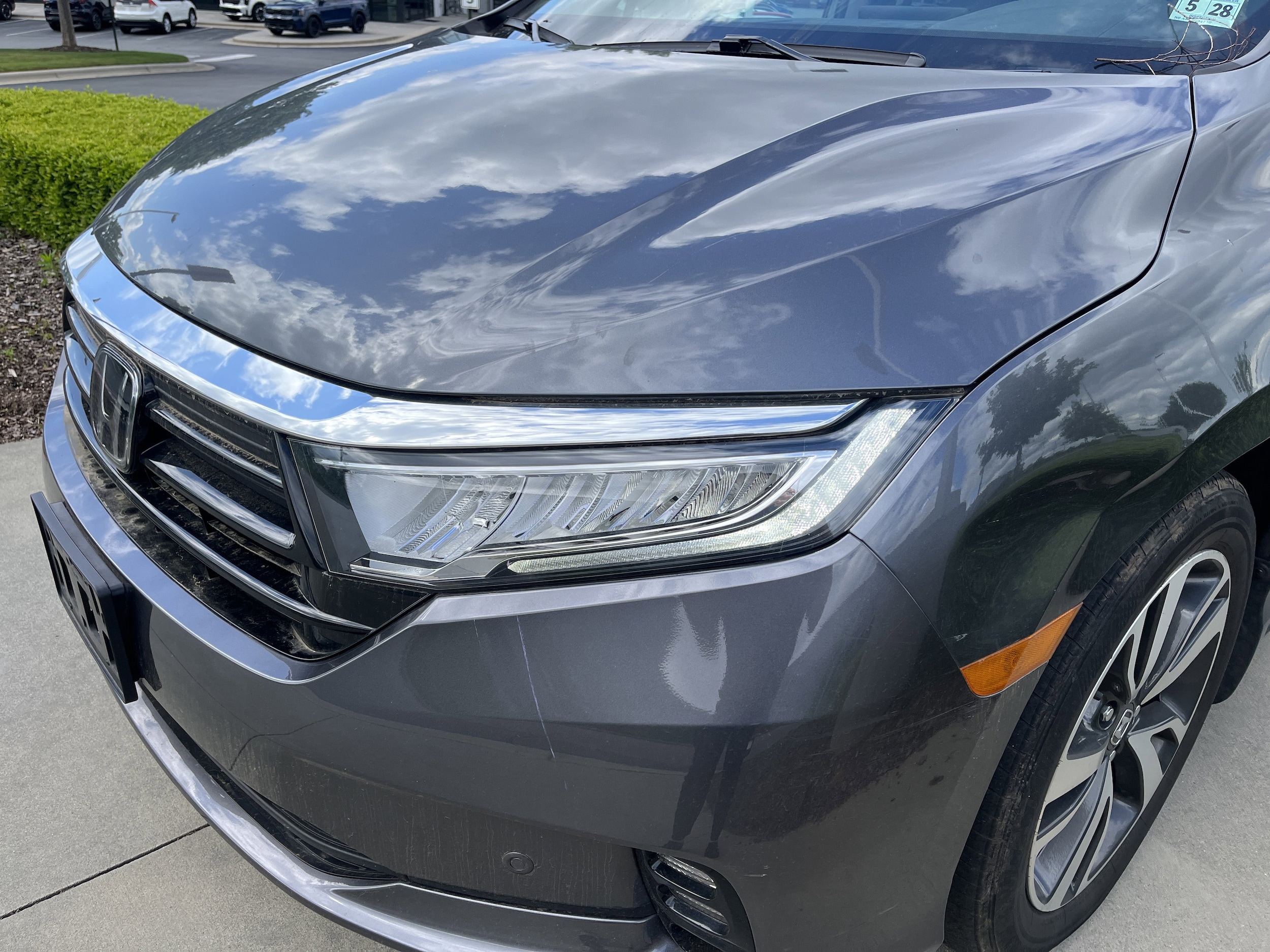 2023 Honda Odyssey Touring photo 5