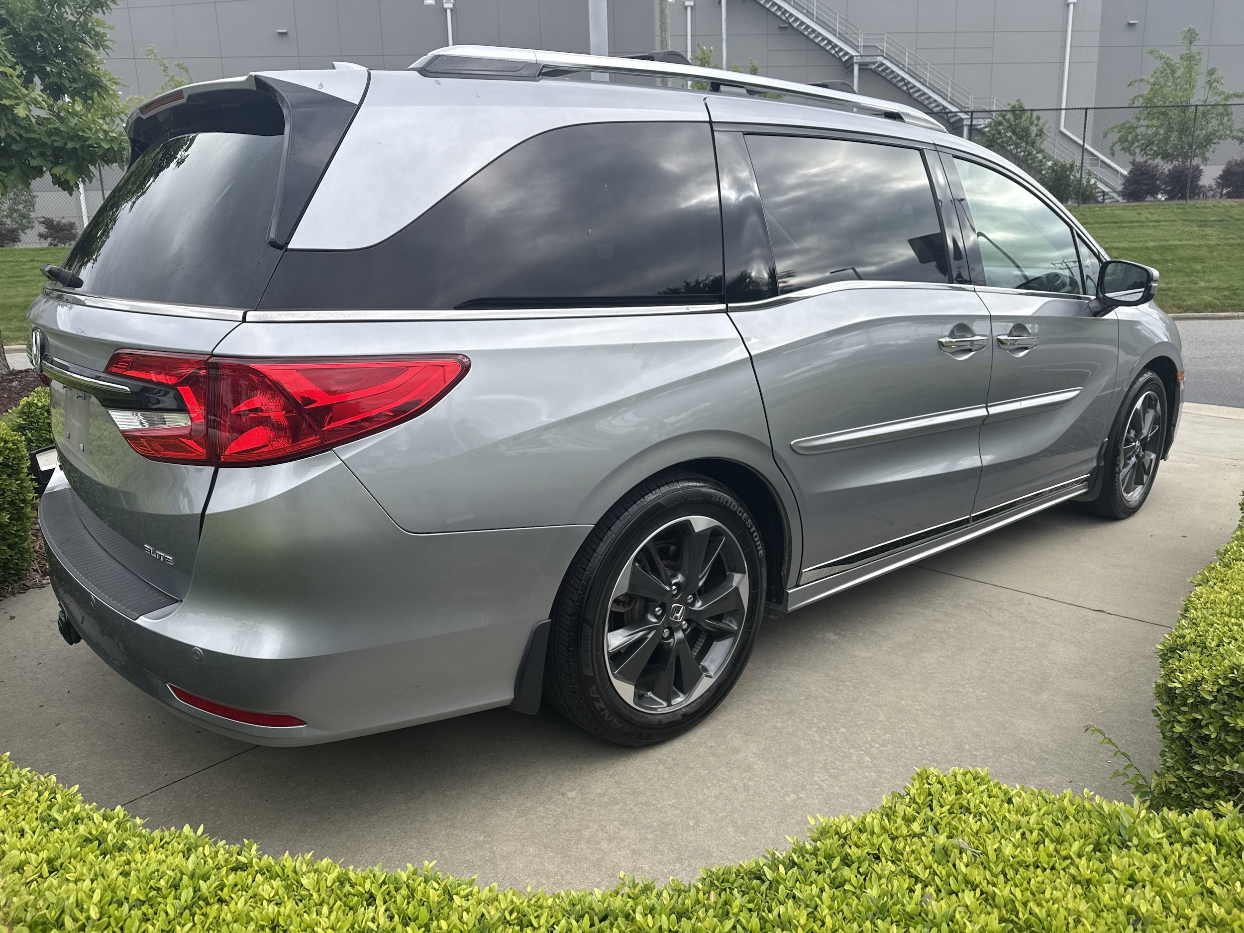 2024 Honda Odyssey Elite photo 5