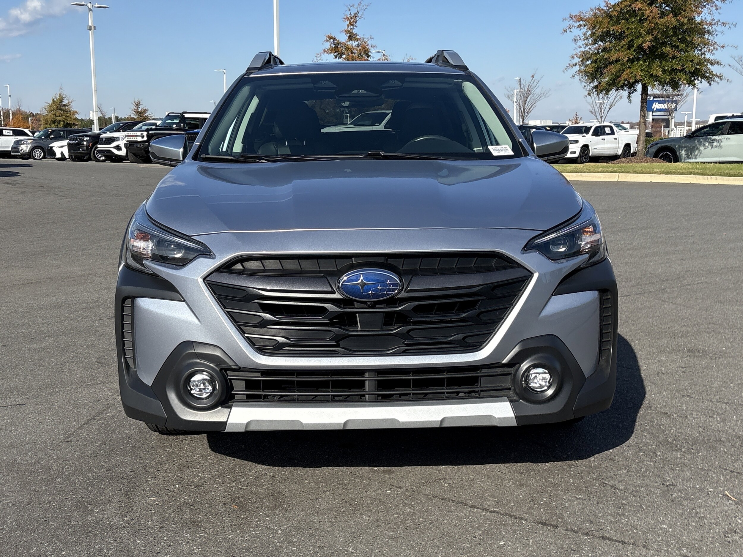 2025 Subaru Outback Touring photo 3