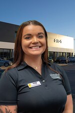 Staff member Samantha Mandalke from ID_10ac453aec87