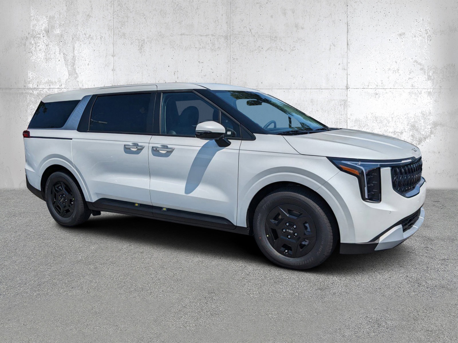 2026 Kia Carnival LXS's photo