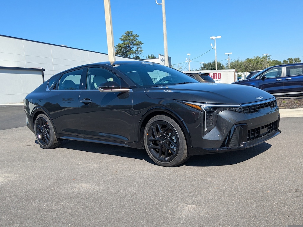 New 2025 Kia K4 GT-Line Turbo Sedan