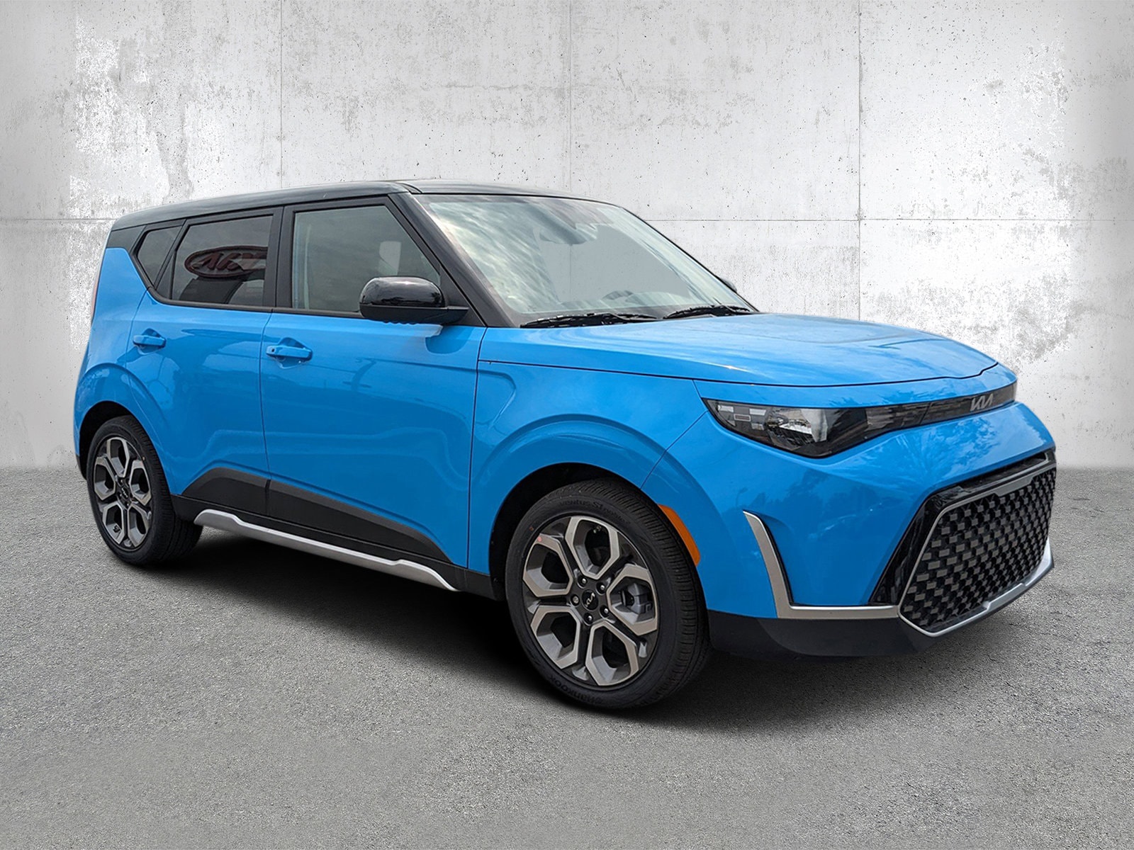 2025 Kia Soul EX's photo