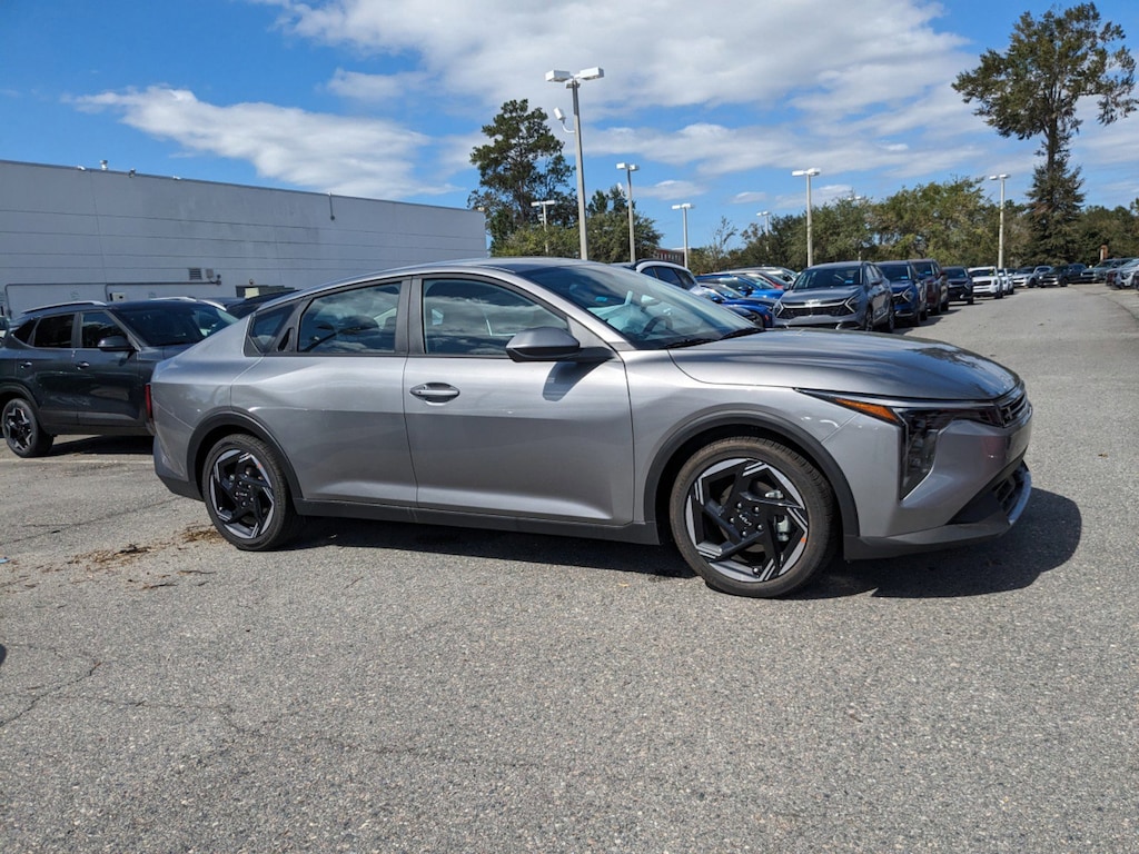 New 2025 Kia K4 EX Sedan