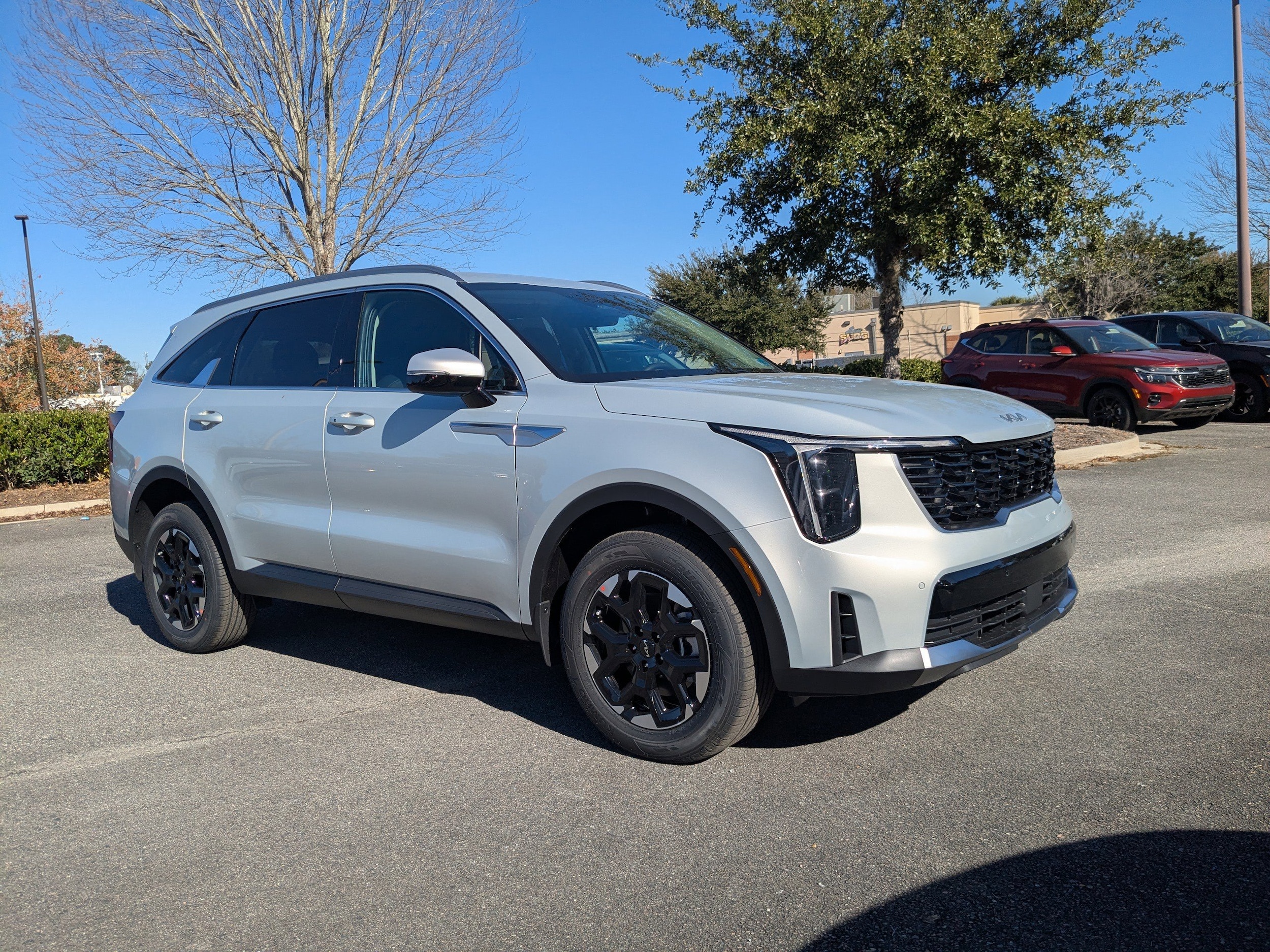 2026 Kia Sorento S's photo