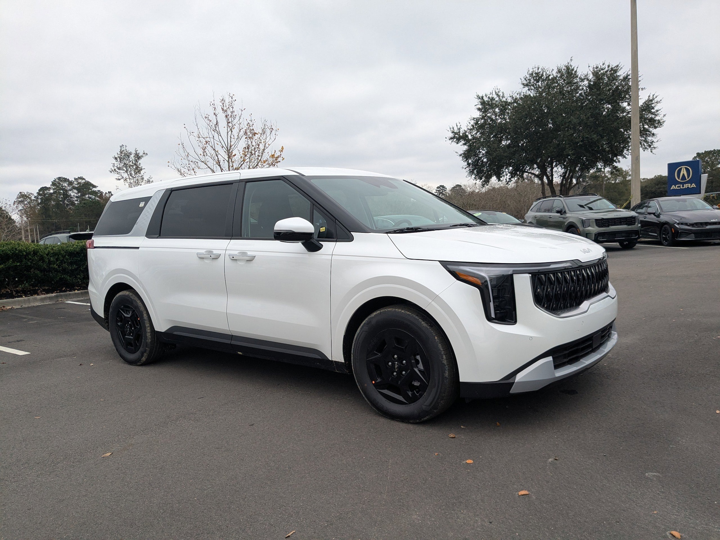 2026 Kia Carnival LXS's photo