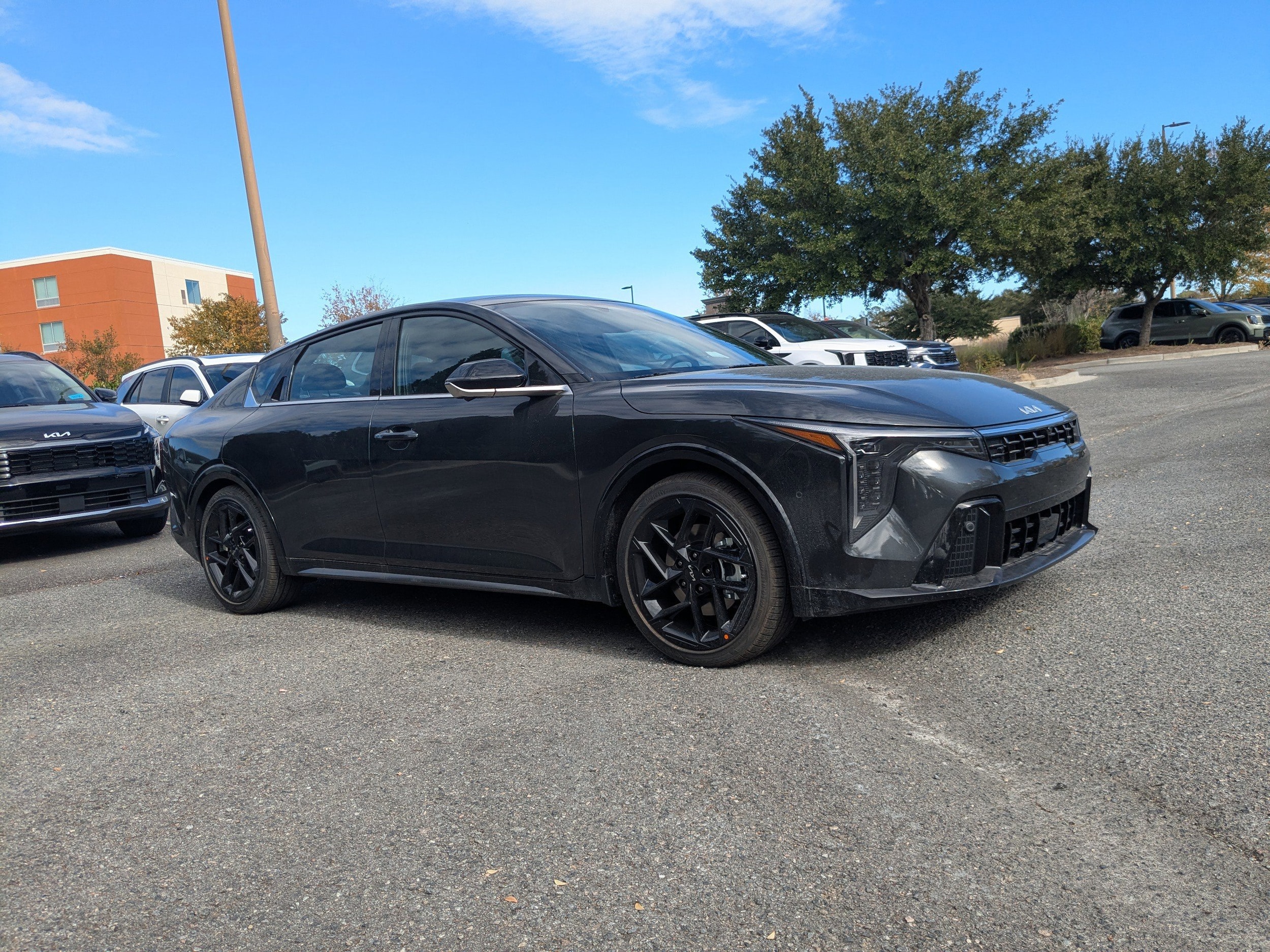 2025 Kia K4 GT-Line Turbo's photo