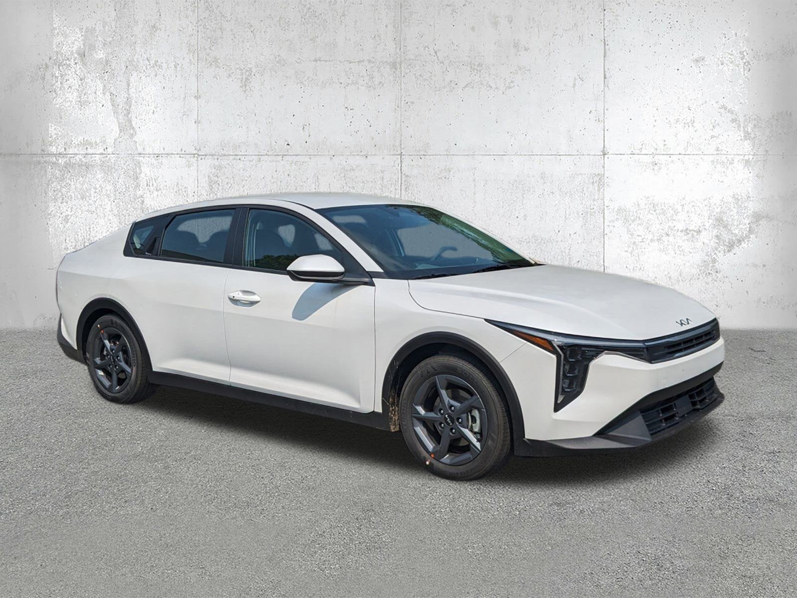 2025 Kia K4 LXS's photo
