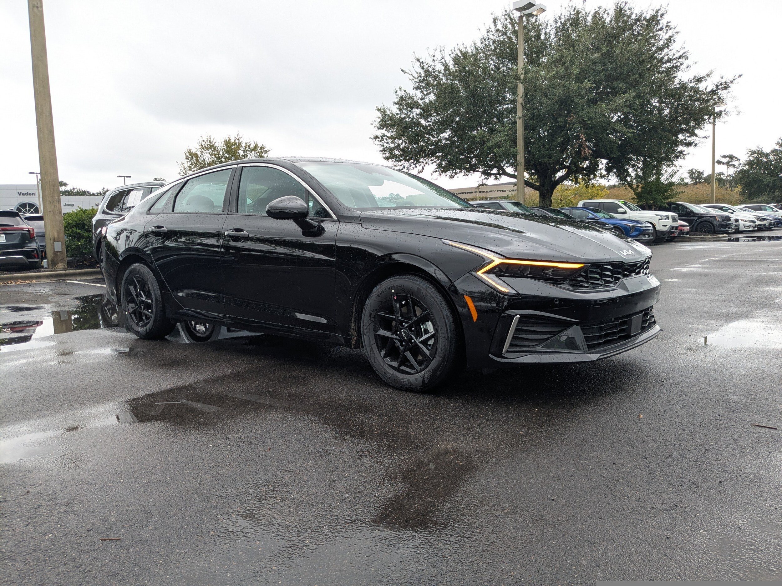 2026 Kia K5 LXS's photo