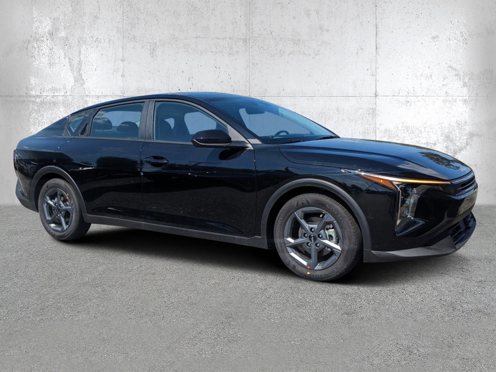 2025 Kia K4 LXS's photo