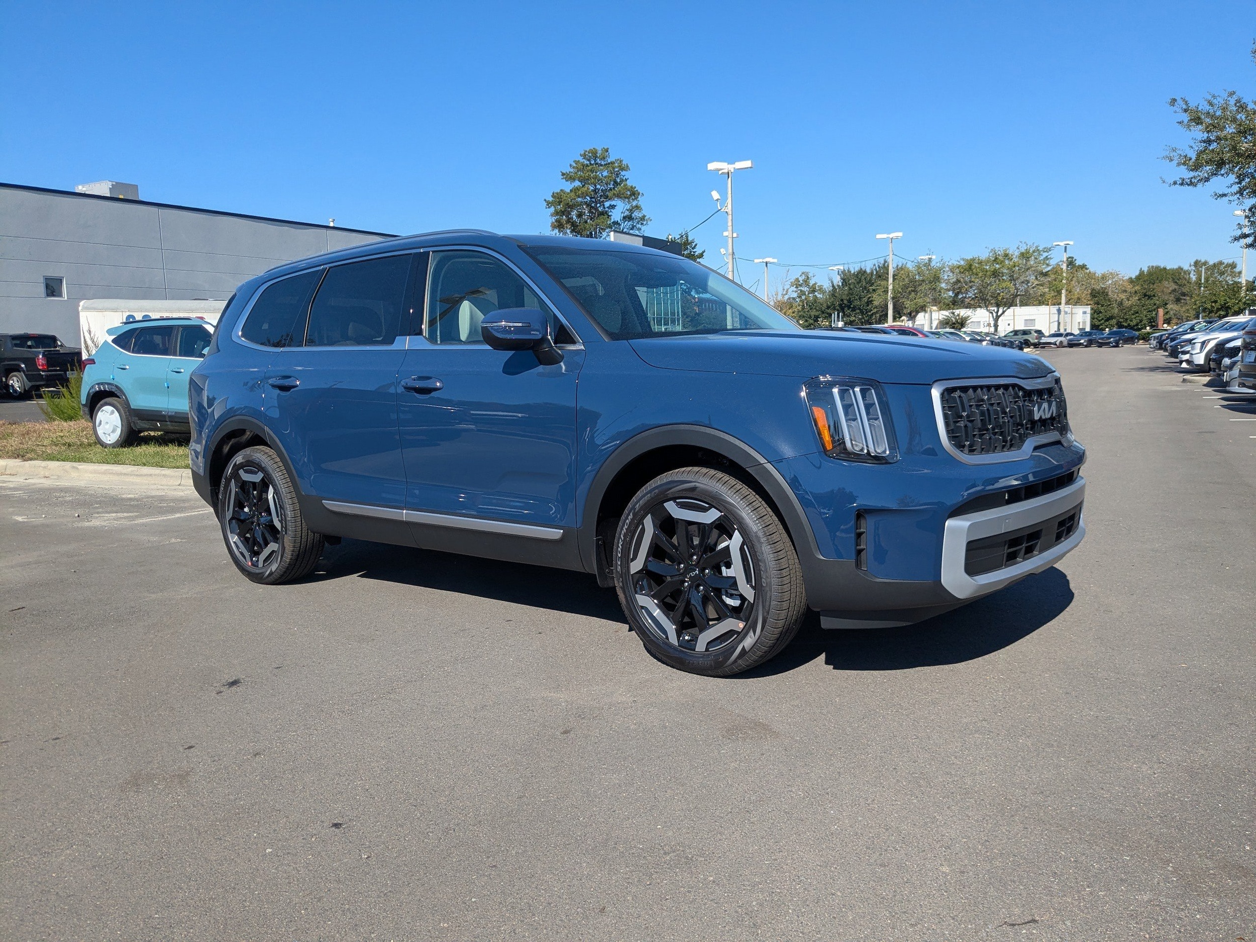 2025 Kia Telluride EX's photo