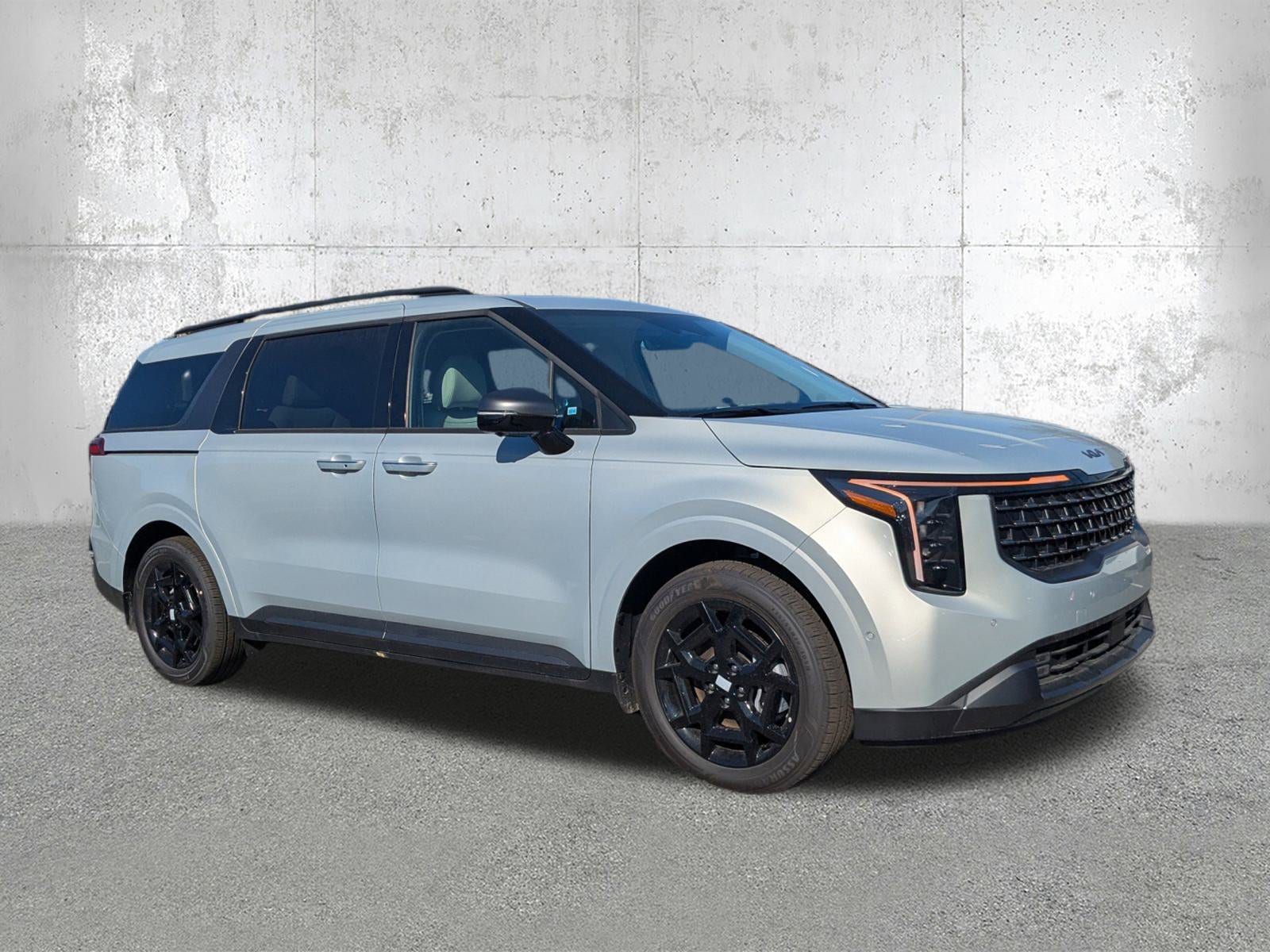 2026 Kia Carnival SX's photo