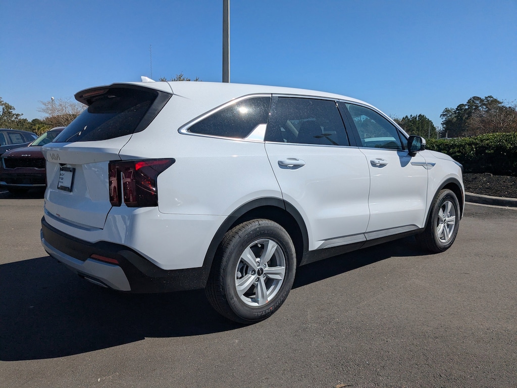 New 2026 Kia Sorento LX SUV