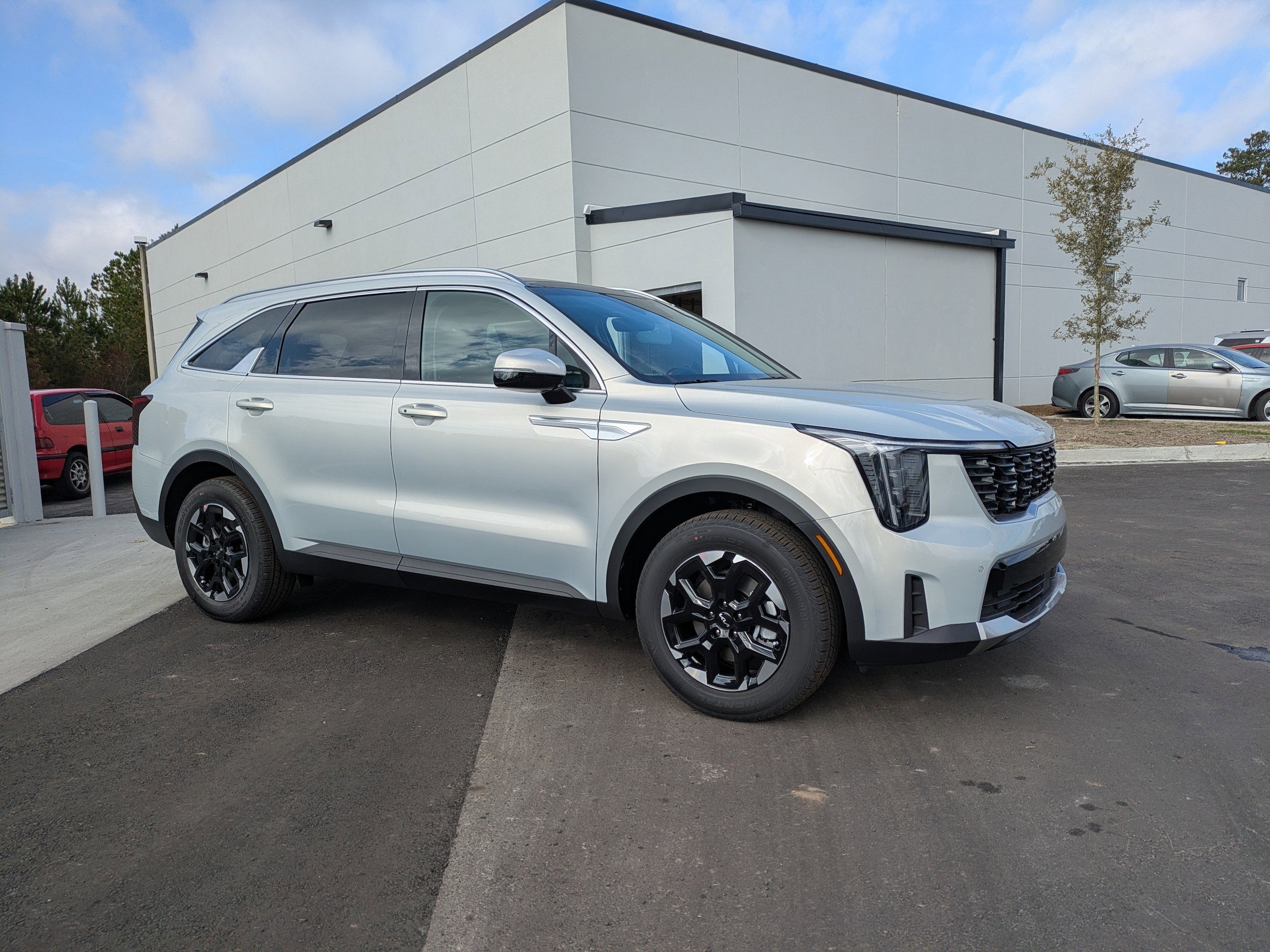 2026 Kia Sorento S's photo