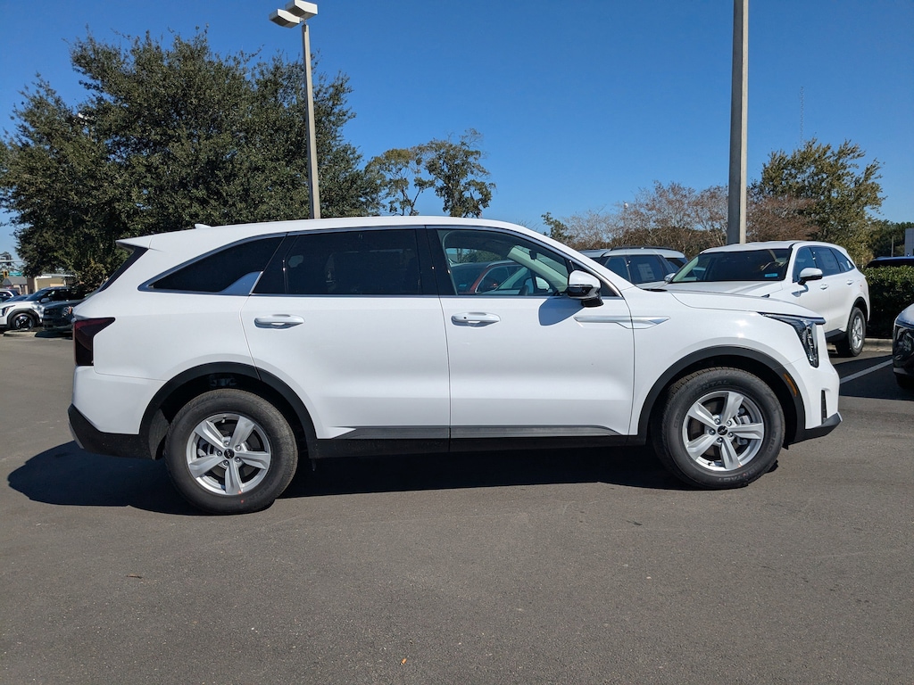 New 2026 Kia Sorento LX SUV
