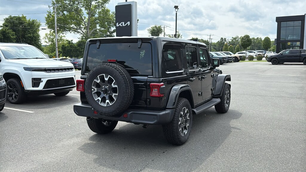 New 2026 Jeep Wrangler Sahara Sahara 4x4