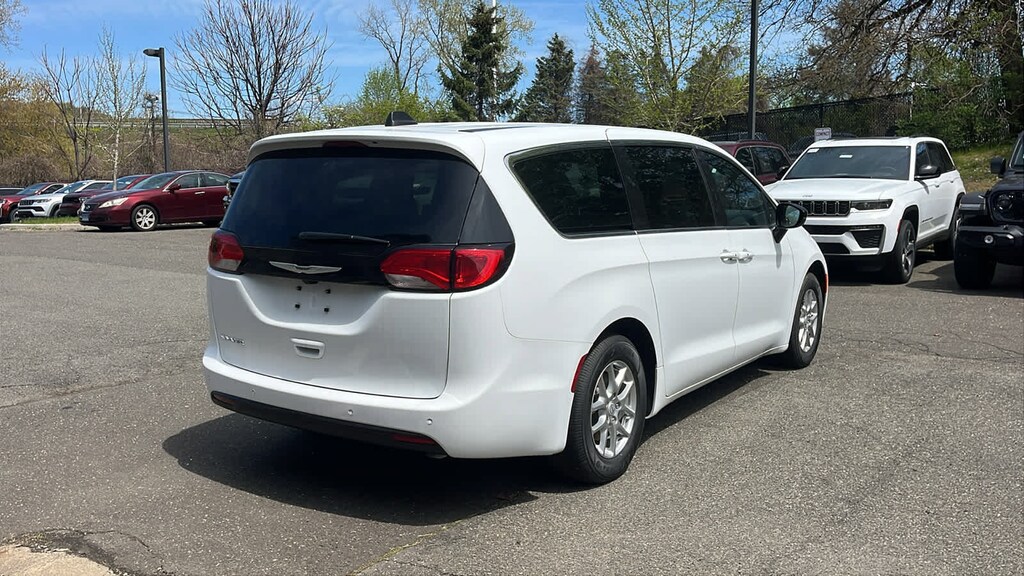 New 2026 Chrysler Voyager LX LX FWD
