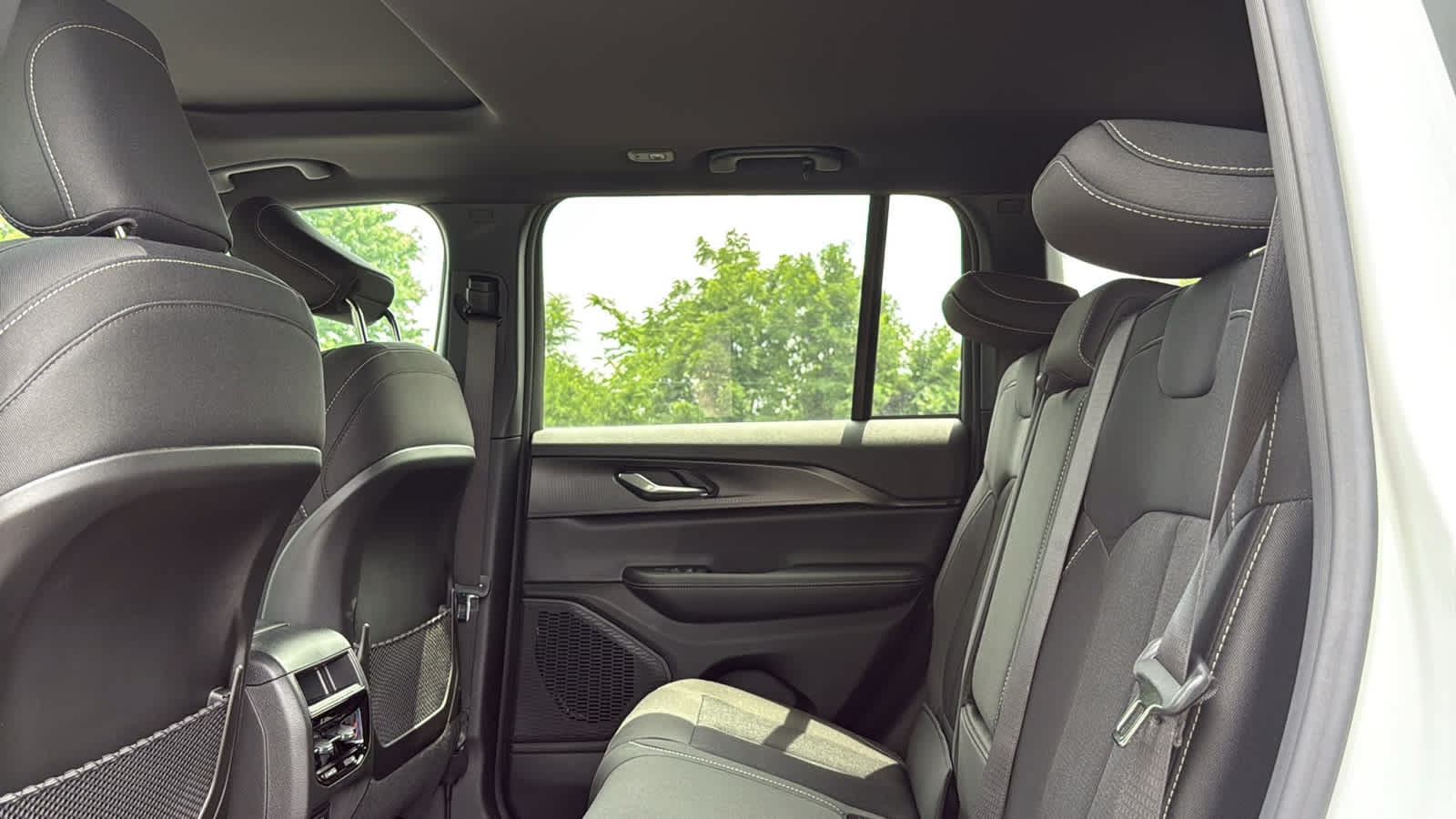 2026 Jeep Grand Cherokee Laredo - Photo 20