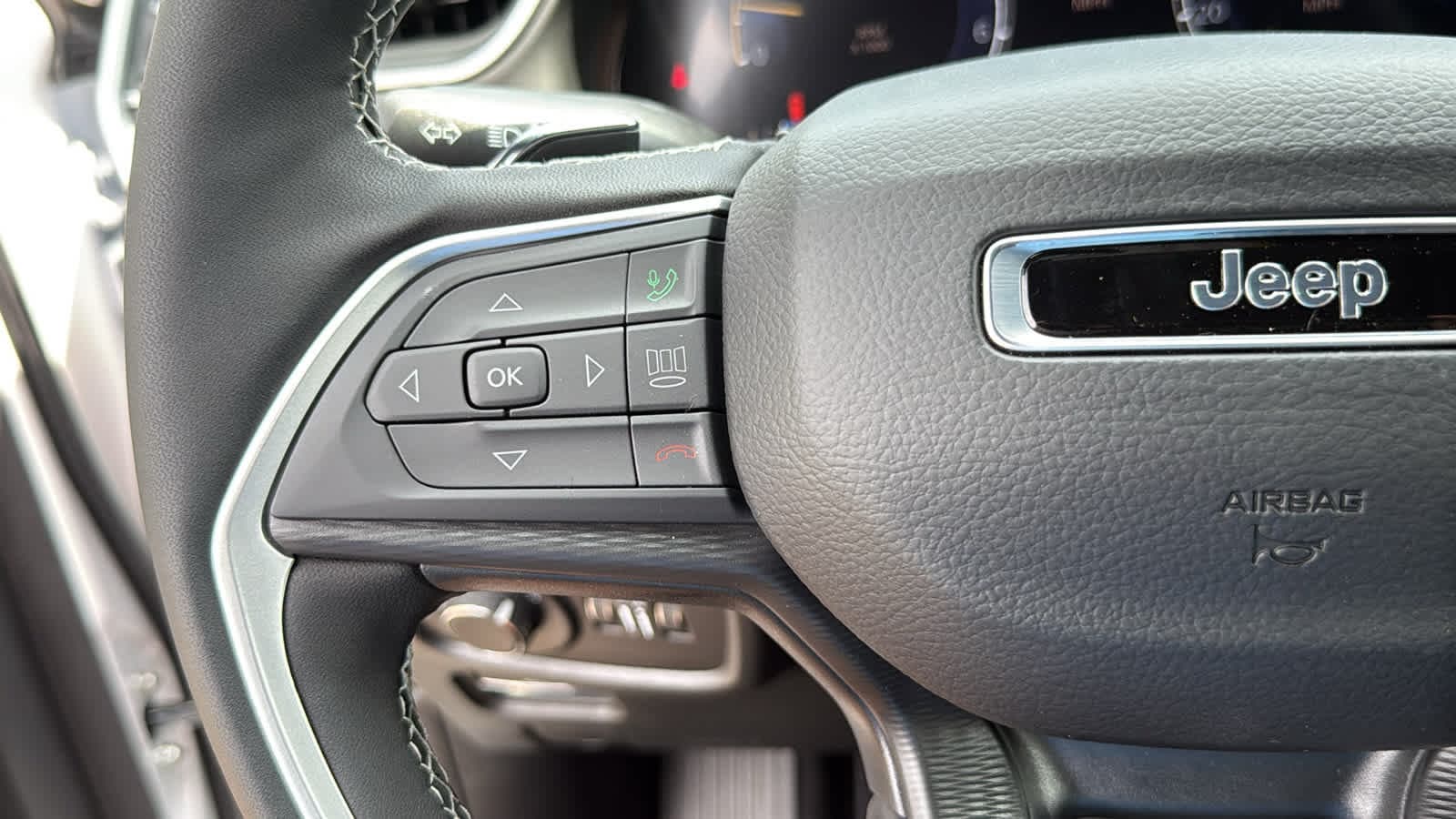 2026 Jeep Grand Cherokee Laredo - Photo 12