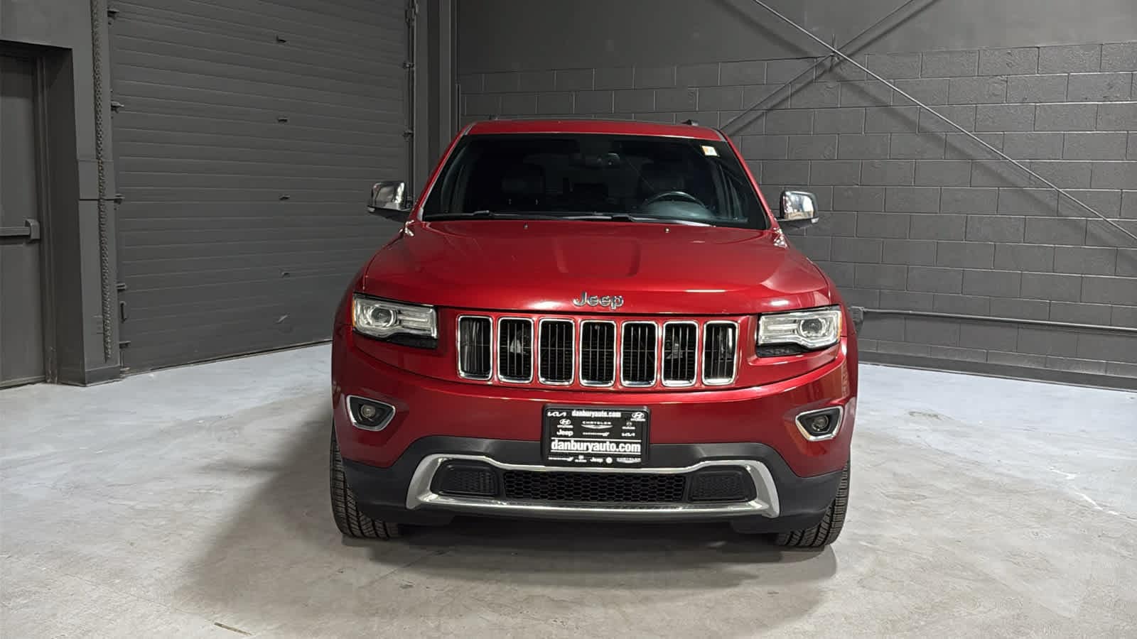 Used 2015 Jeep Grand Cherokee Limited with VIN 1C4RJFBG4FC130050 for sale in Danbury, CT
