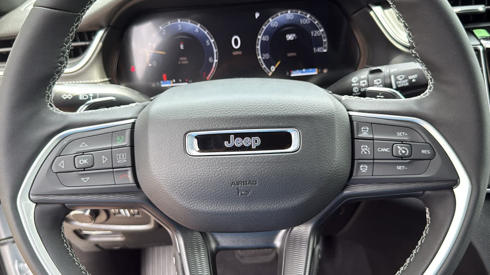 2026 Jeep Grand Cherokee Laredo - Photo 11
