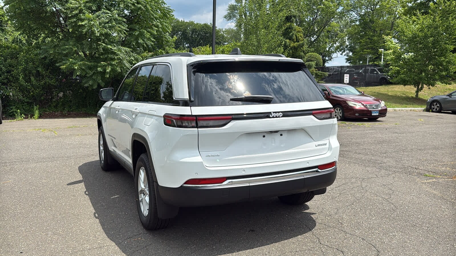 2026 Jeep Grand Cherokee Laredo - Photo 6