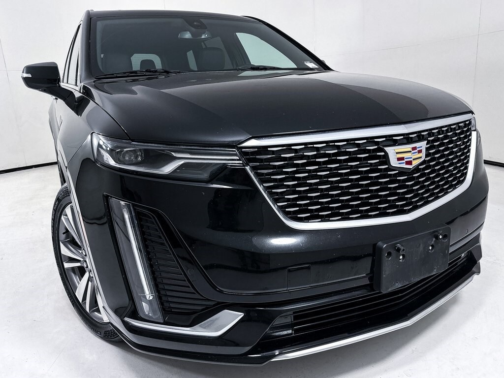 Used 2022 Cadillac XT6 Premium Luxury with VIN 1GYKPDRS3NZ116483 for sale in Burlington, VT