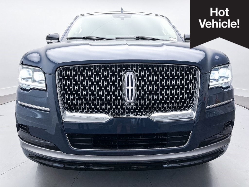 2023 Lincoln Navigator Reserve 4WD's photo