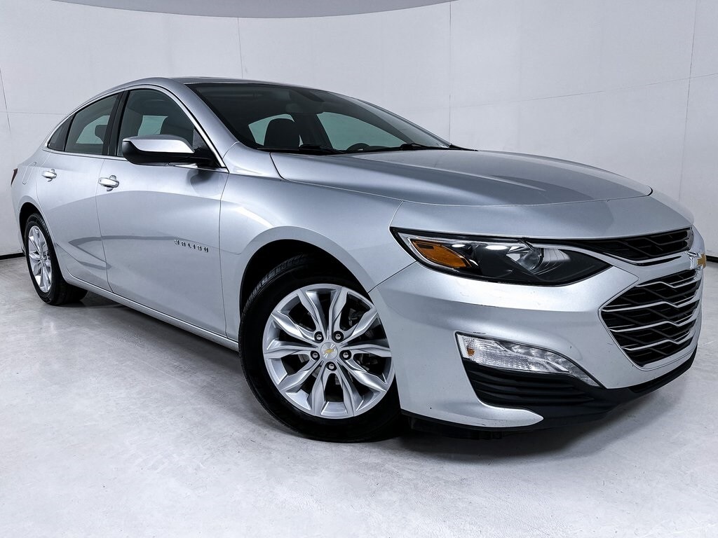 Used 2021 Chevrolet Malibu 1LT with VIN 1G1ZD5ST8MF037387 for sale in Burlington, VT