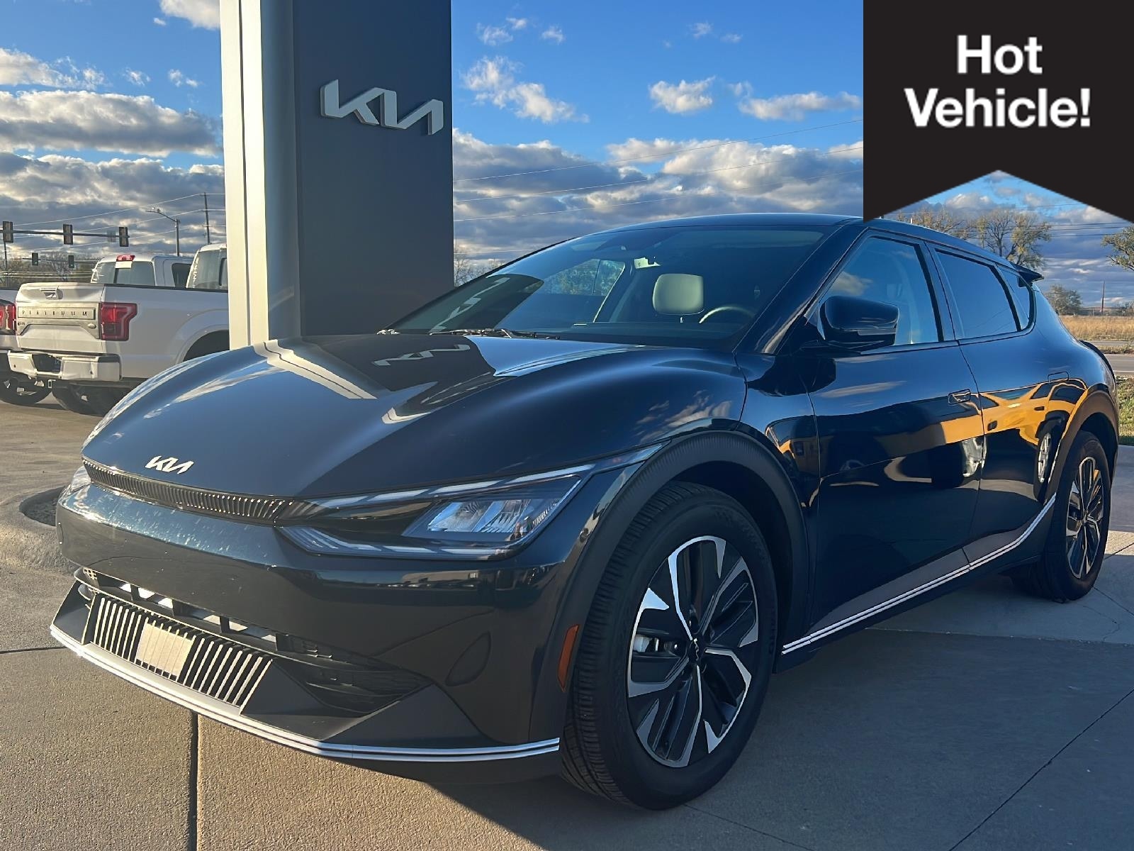 2024 Kia EV6 Light L/R's photo