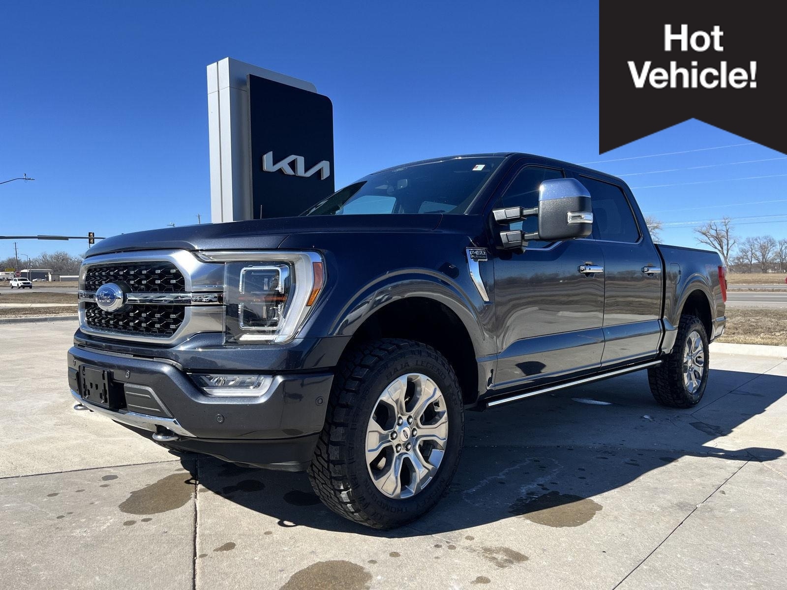 2021 Ford F-150 Platinum's photo