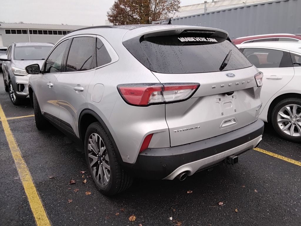 2020 Ford Escape Titanium photo 4