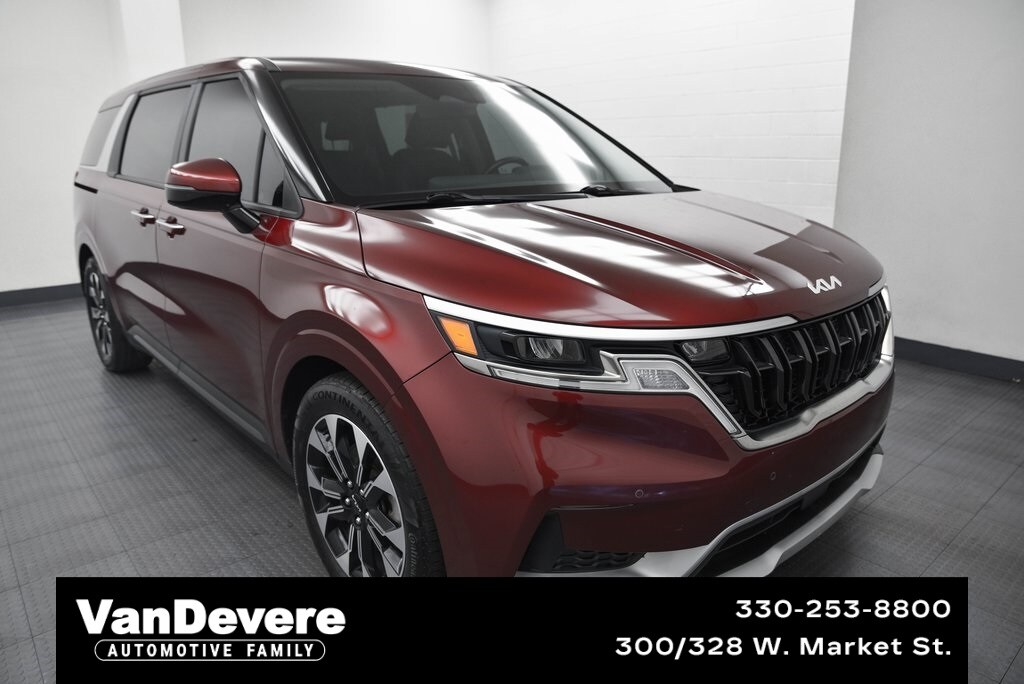 Used 2024 Kia Carnival EX Minivan/Van