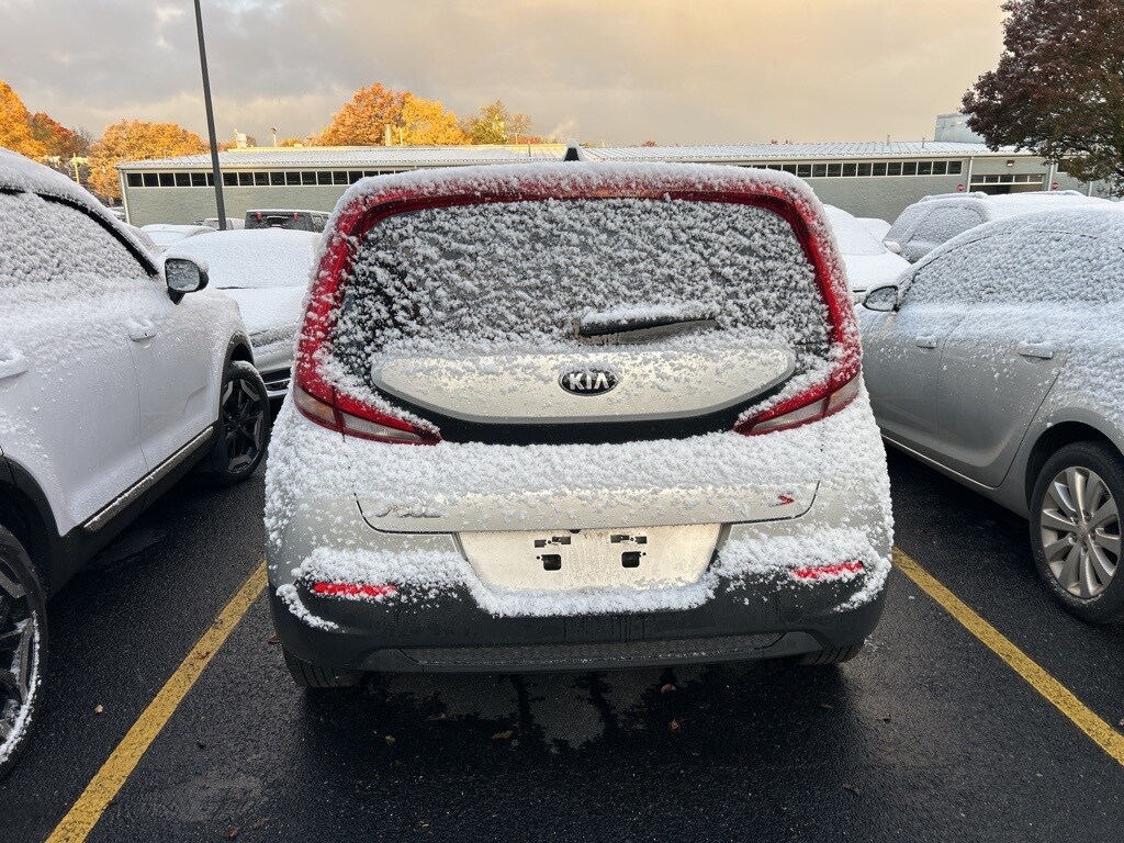 2021 Kia Soul S photo 3