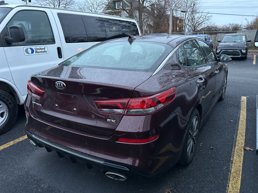 2019 Kia Optima EX Turbo photo 3
