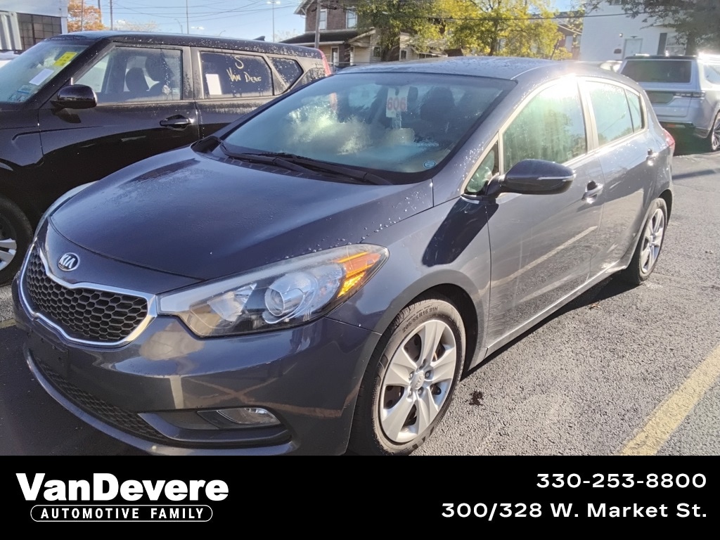 Used 2016 Kia Forte5 LX Hatchback