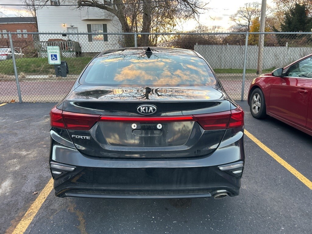 Used 2020 Kia Forte LXS Sedan