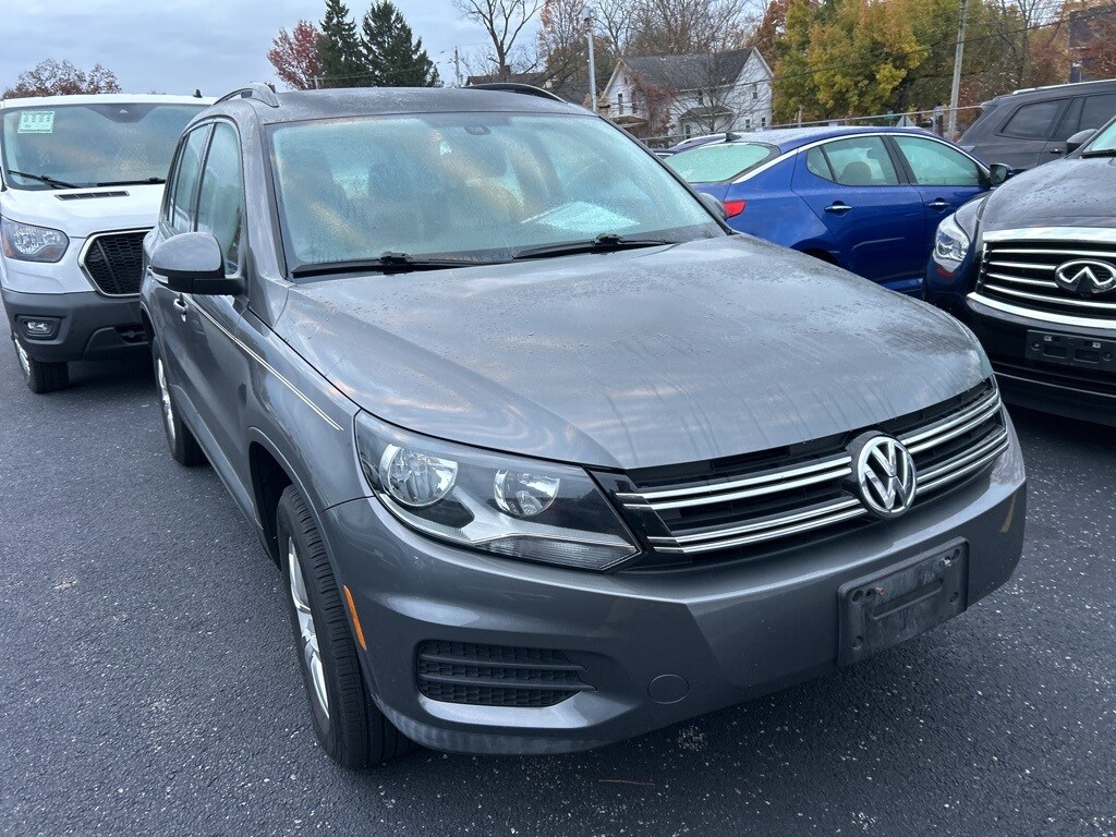 Used 2016 Volkswagen Tiguan SUV
