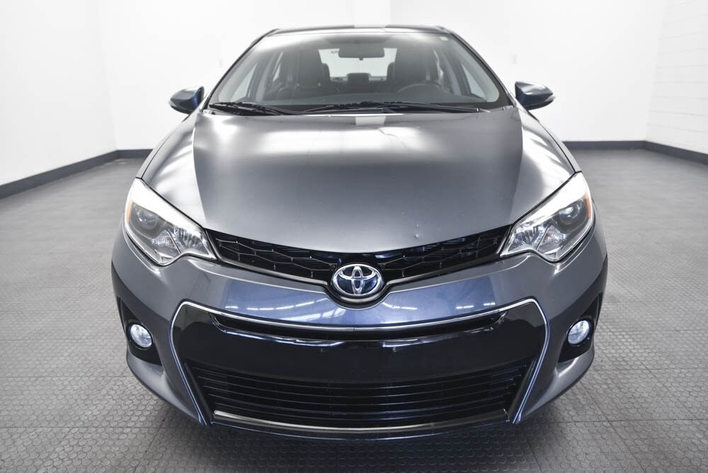 2016 Toyota Corolla L photo 2